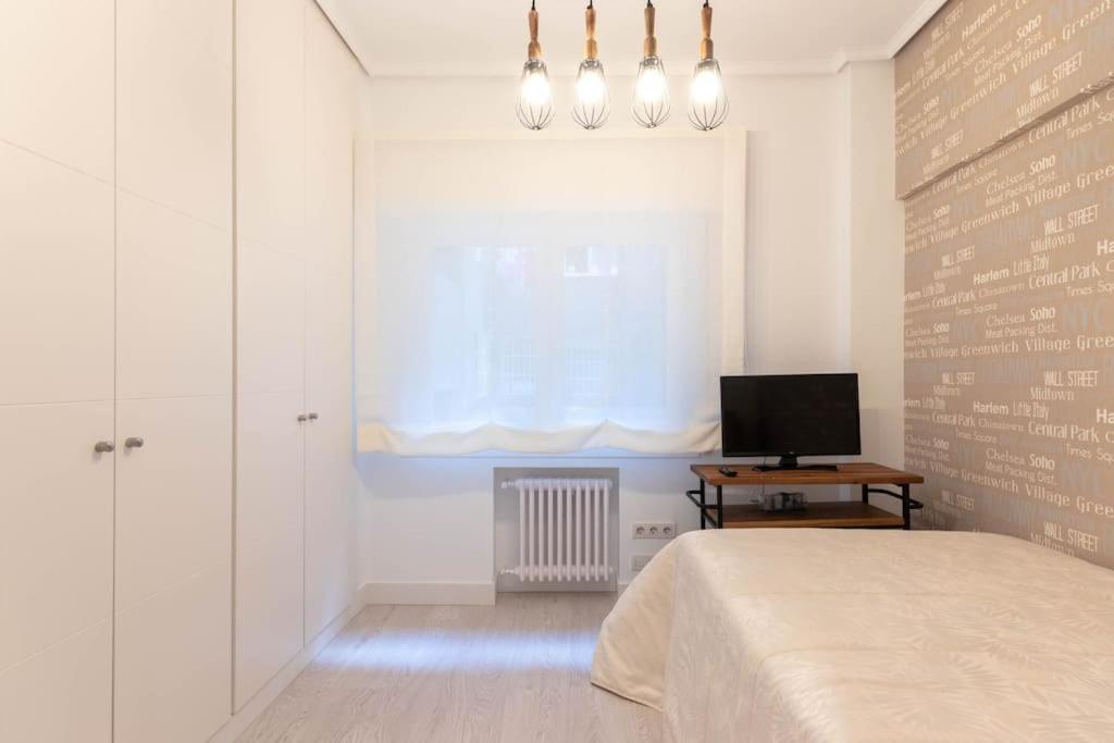 Apartamento Luxury Centro Bilbao Garaje Екстер'єр фото